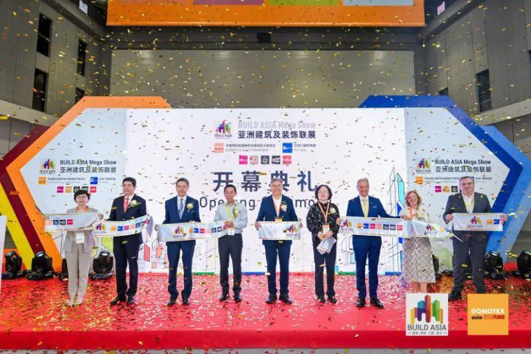 From Local to Global , Shanghai Calling!

เวทีเซี่ยงไฮ้รอบนี้ คณะผู้บริหารระดับส…
